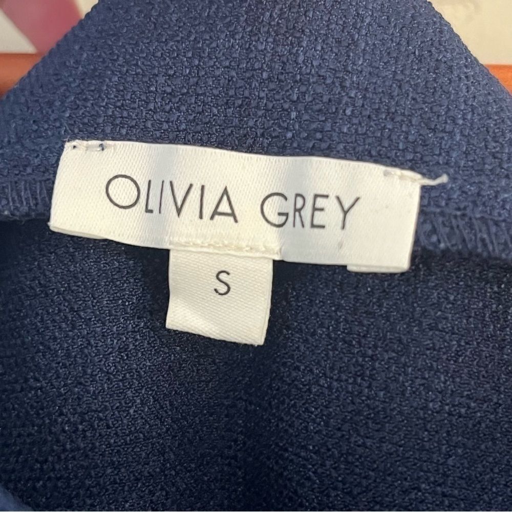Olivia Grey Navy Blue Off the Shoulder Top - Picture 6 of 7